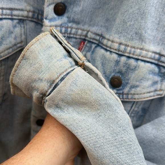 Vintage Levi's Sherpa Lined Trucker Style Red Tab Denim Jacket Sz S - Picture 6 of 12